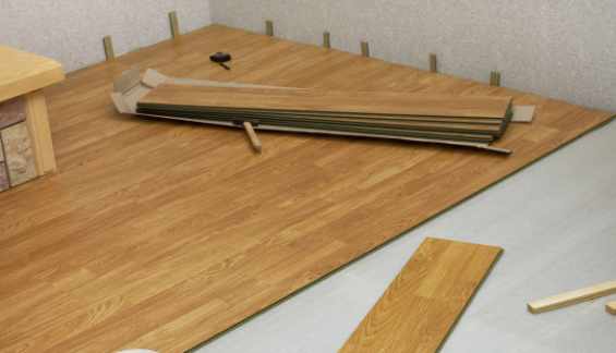 Laying laminated panels the color of the wood