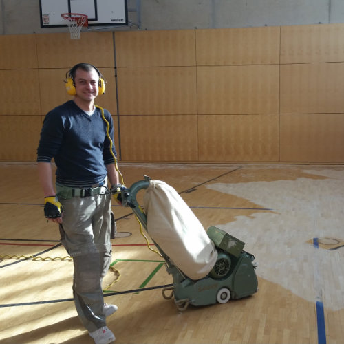 Referenzen Boden schleifen Sporthalle 2