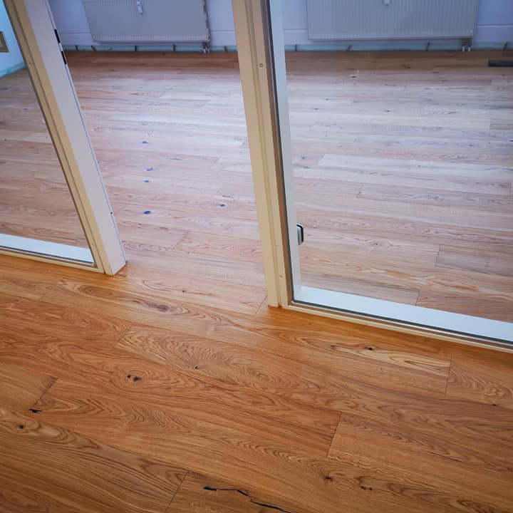 Referenzen - Landhausdiele Eiche gebuerstet Kaehrs 12